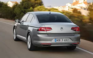 Cars wallpapers Volkswagen Passat 4 Motion - 2014