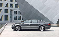 Cars wallpapers Volkswagen Phaeton W12 long wheelbase - 2010