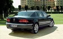 Cars wallpapers Volkswagen Phaeton - 2011