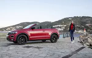 Cars wallpapers Volkswagen T-Roc Cabriolet R-Line (Kings Red) - 2020