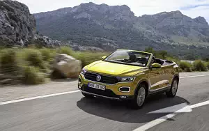 Cars wallpapers Volkswagen T-Roc Cabriolet (Turmeric Yellow) - 2020