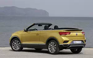 Cars wallpapers Volkswagen T-Roc Cabriolet (Turmeric Yellow) - 2020