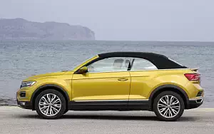 Cars wallpapers Volkswagen T-Roc Cabriolet (Turmeric Yellow) - 2020