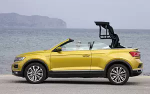 Cars wallpapers Volkswagen T-Roc Cabriolet (Turmeric Yellow) - 2020