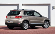 Cars wallpapers Volkswagen Tiguan Equipment Sport Style - 2011