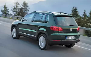 Cars wallpapers Volkswagen Tiguan - 2011