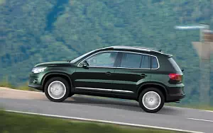 Cars wallpapers Volkswagen Tiguan - 2011