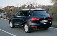 Cars wallpapers Volkswagen Touareg Hybrid - 2010