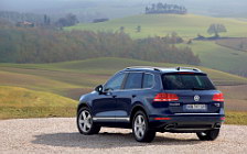 Cars wallpapers Volkswagen Touareg V6 TDI BlueMotion - 2010