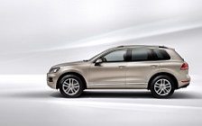 Cars wallpapers Volkswagen Touareg - 2010