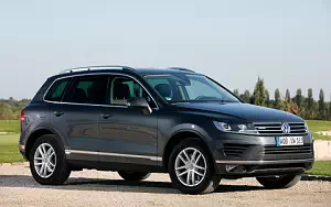 Cars wallpapers Volkswagen Touareg Hybrid - 2014