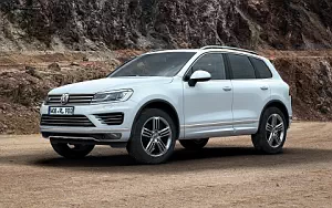 Cars wallpapers Volkswagen Touareg R-Line - 2014