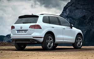 Cars wallpapers Volkswagen Touareg R-Line - 2014