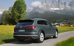 Cars wallpapers Volkswagen Touareg V6 TDI - 2018