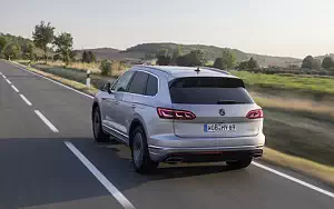 Cars wallpapers Volkswagen Touareg eHybrid - 2020