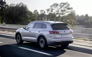 Cars wallpapers Volkswagen Touareg eHybrid - 2020