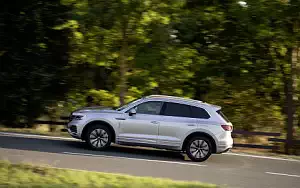 Cars wallpapers Volkswagen Touareg eHybrid - 2020