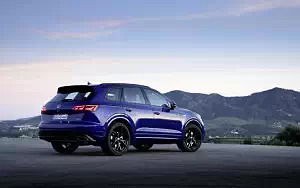 Cars wallpapers Volkswagen Touareg R - 2020