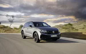 Cars wallpapers Volkswagen Touareg R eHybrid - 2023