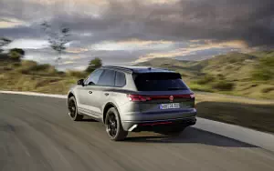 Cars wallpapers Volkswagen Touareg R eHybrid - 2023