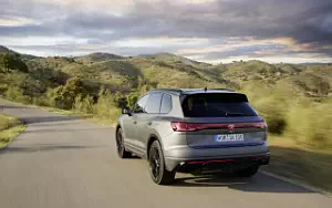 Cars wallpapers Volkswagen Touareg R eHybrid - 2023