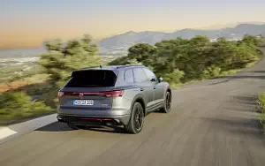 Cars wallpapers Volkswagen Touareg R eHybrid - 2023