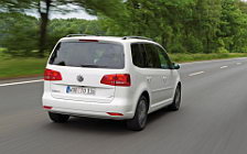 Cars wallpapers Volkswagen Touran BlueMotion - 2010