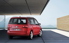Cars wallpapers Volkswagen Touran - 2010