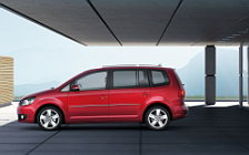 Cars wallpapers Volkswagen Touran - 2010