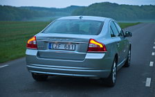 Cars wallpapers Volvo S80 - 2011