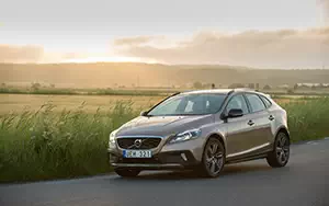 Cars wallpapers Volvo V40 Cross Country - 2014