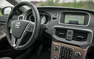 Cars wallpapers Volvo V40 Cross Country - 2014