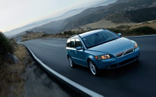 Cars wallpapers Volvo V50 - 2004