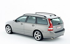 Cars wallpapers Volvo V50 - 2004