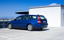 Cars wallpapers Volvo V50 D5 - 2006