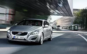 Cars wallpapers Volvo V60 Plug-in-Hybrid - 2013