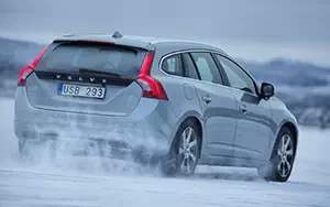 Cars wallpapers Volvo V60 Plug-in-Hybrid - 2013