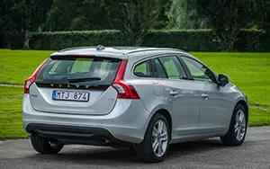 Cars wallpapers Volvo V60 T5 - 2013