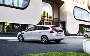 Cars wallpapers Volvo V60 Plug-in-Hybrid - 2014