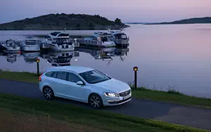 Cars wallpapers Volvo V60 Plug-in-Hybrid - 2014