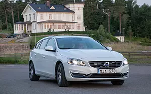 Cars wallpapers Volvo V60 Plug-in-Hybrid - 2014