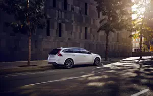 Cars wallpapers Volvo V60 Edition - 2016