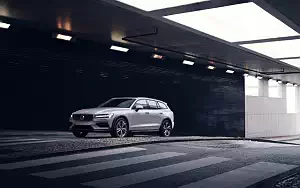 Cars wallpapers Volvo V60 T5 Cross Country - 2018