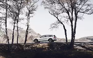 Cars wallpapers Volvo V60 T5 Cross Country - 2018