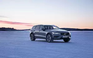 Cars wallpapers Volvo V60 T5 Cross Country - 2019