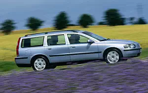 Cars wallpapers Volvo V70 - 2001