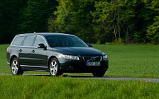 Cars wallpapers Volvo V70 - 2011