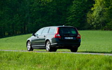 Cars wallpapers Volvo V70 - 2011