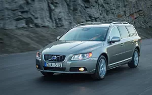 Cars wallpapers Volvo V70 - 2013