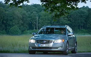 Cars wallpapers Volvo V70 D5 - 2014